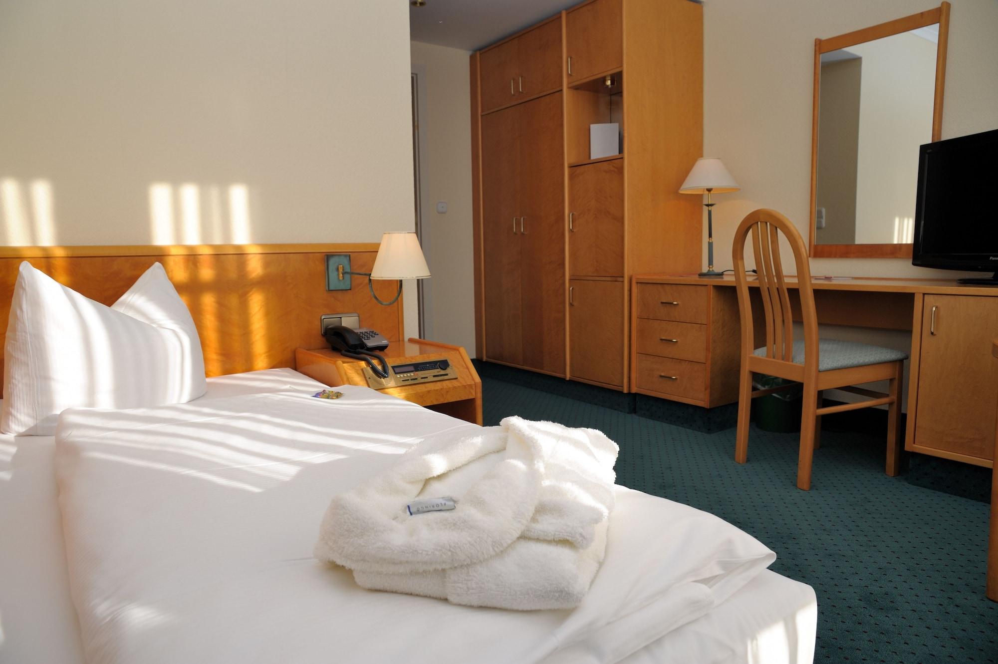 Park Hotel Fasanerie Neustrelitz Dış mekan fotoğraf