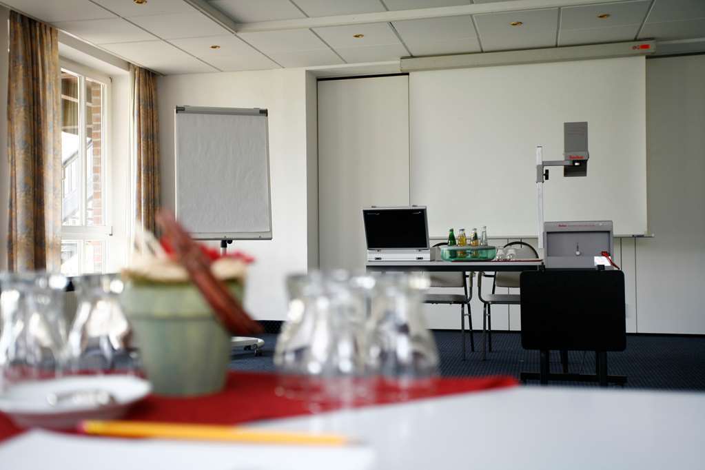 Park Hotel Fasanerie Neustrelitz Olanaklar fotoğraf