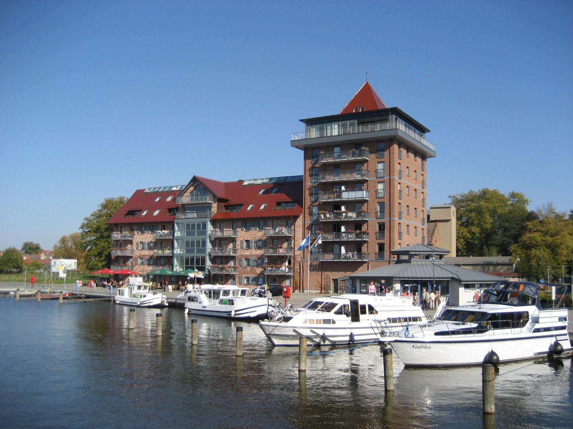 Park Hotel Fasanerie Neustrelitz Dış mekan fotoğraf