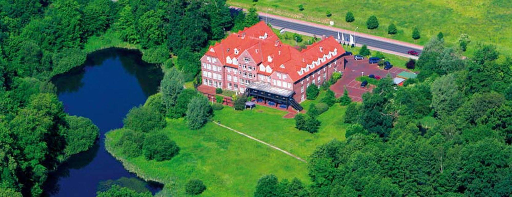 Park Hotel Fasanerie Neustrelitz Dış mekan fotoğraf