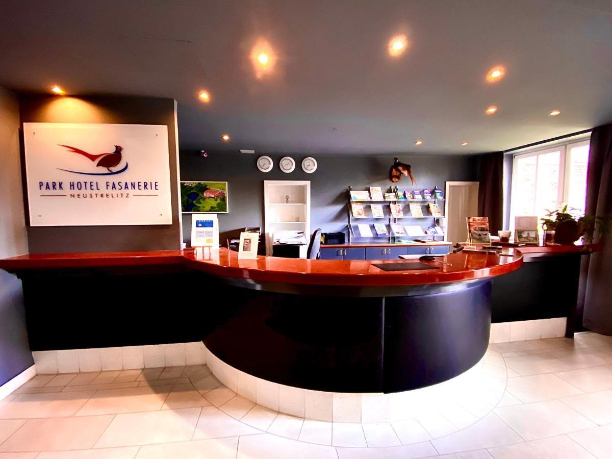 Park Hotel Fasanerie Neustrelitz Dış mekan fotoğraf